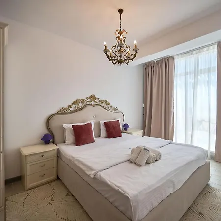 Apartment Anda Pool Mamaia