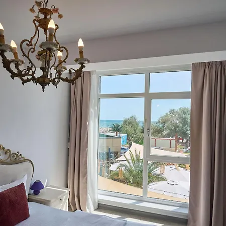 Anda Pool Apartamento Mamaia