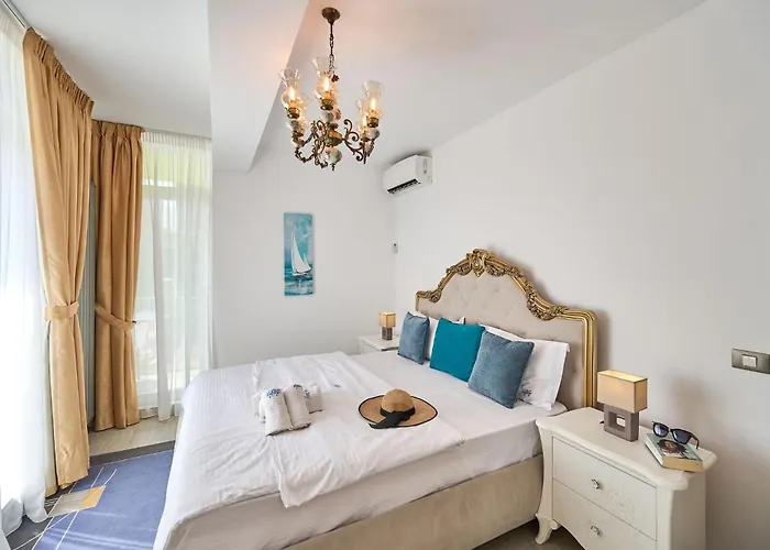 Anda Pool Apartament *